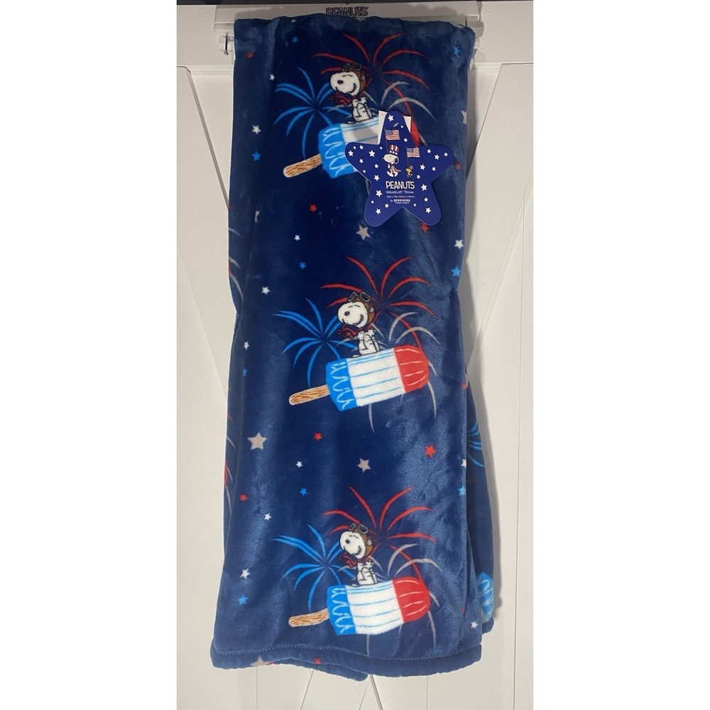 Berkshire Peanuts Snoopy Patriotic Rocket Pop Fireworks Plush Blanket 60x70 NWT